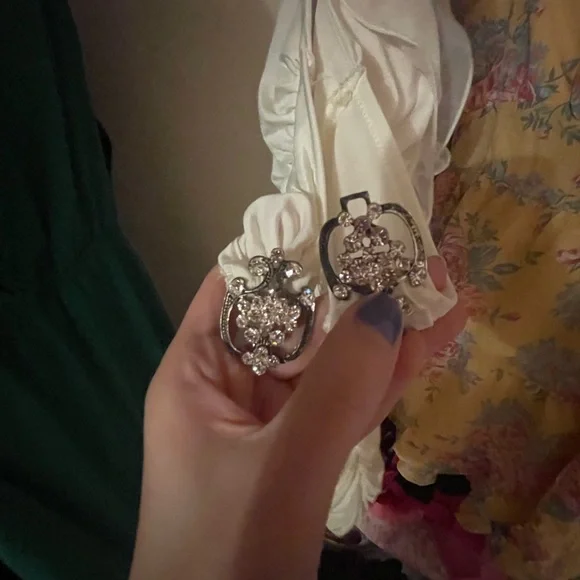 Dress - Picture 3 of 6